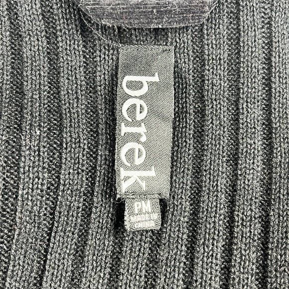 berek | black denim sequin jean jacket with knitted back petite size: MP - Picture 13 of 14